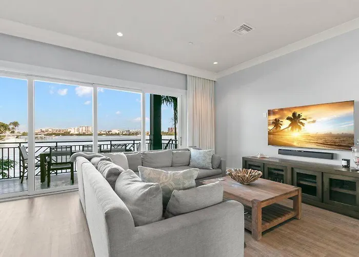 Ferienhaus Waterfront Oasis 3 Br/4 Beds~3 Min Walk To Beach. *