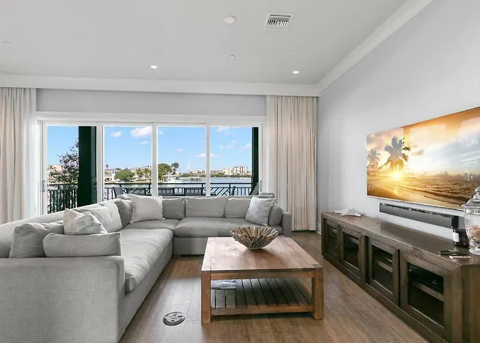 Waterfront Oasis 3 Br/4 Beds~3 Min Walk To Beach. Ferienhaus Clearwater Beach